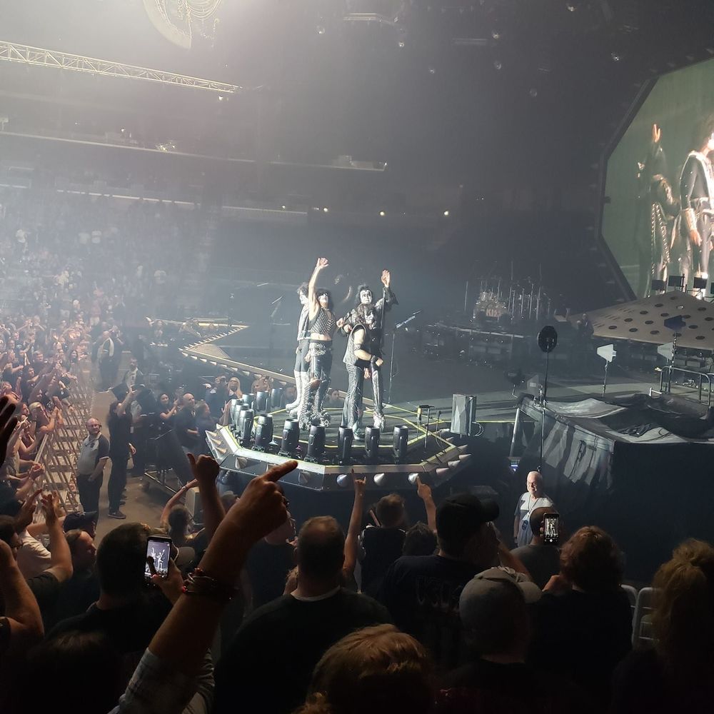 Meet your Posher, Andi